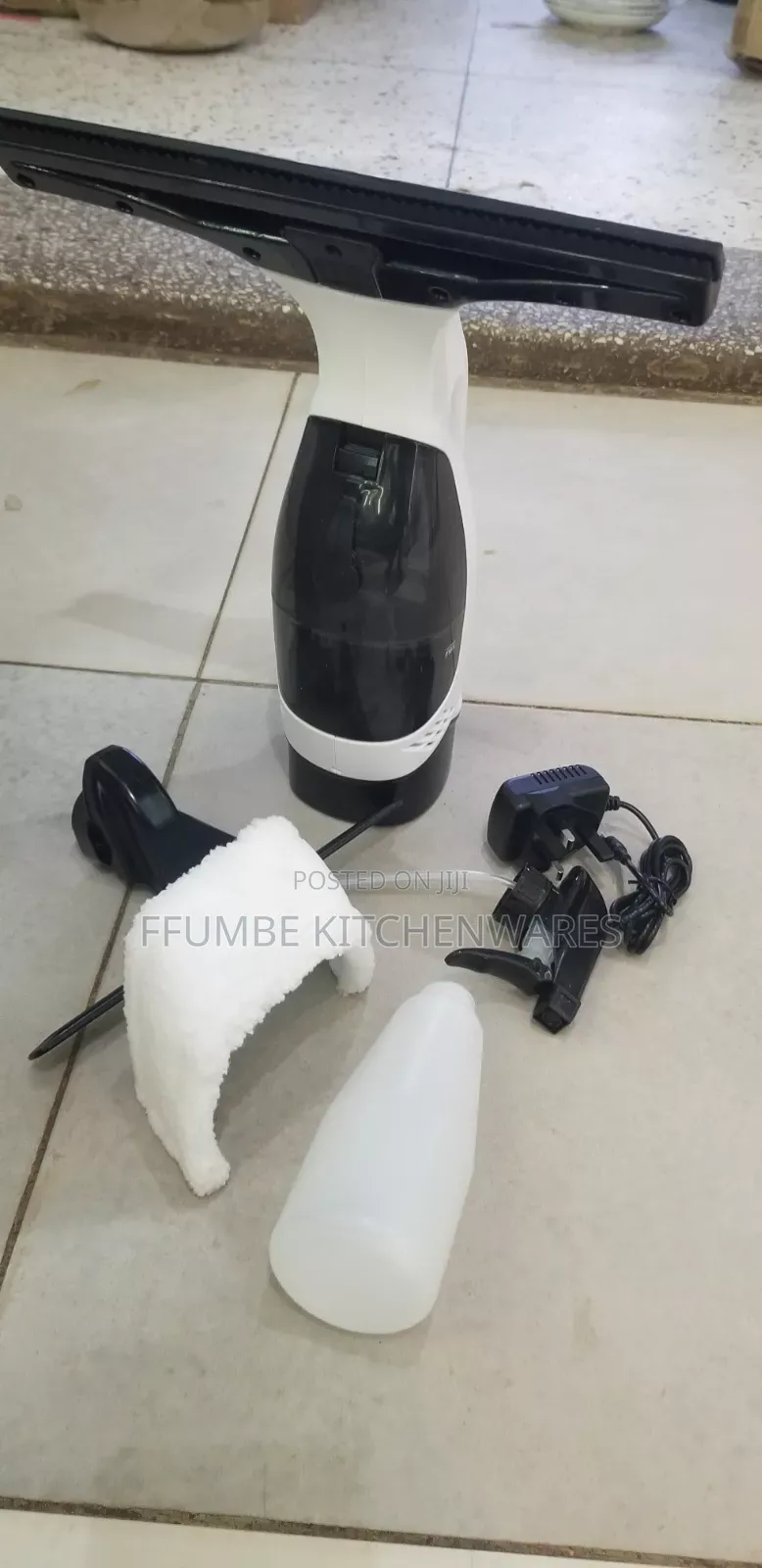 Cordless Window Vaccuum Cleaner