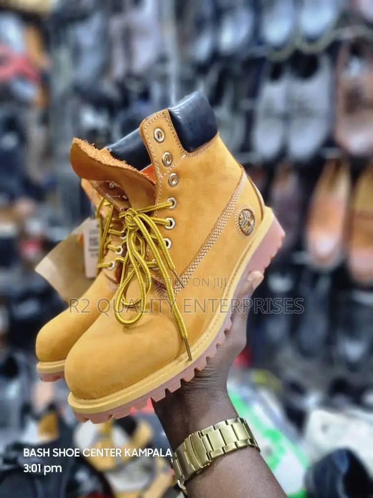 Rugged Build and Classic Style