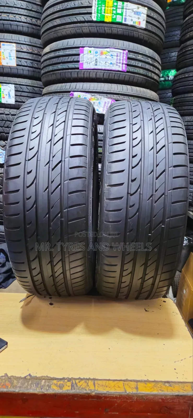 225 55 R18 Sailun Tires 4rm China but Very Original and Strong.