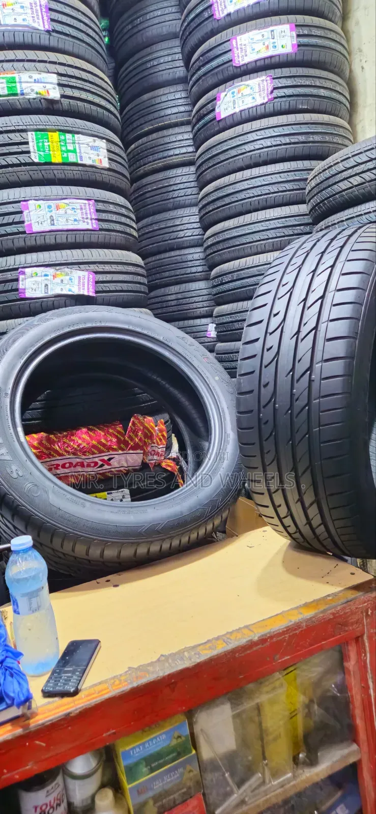 225 55 R18 Sailun Tires 4rm China but Very Original and Strong.