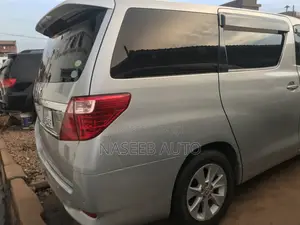 Toyota Alphard 2007 Silver