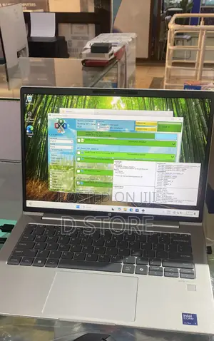 New Laptop HP ProBook 440 G10 16GB Intel Core Ultra 7 SSD 48GB