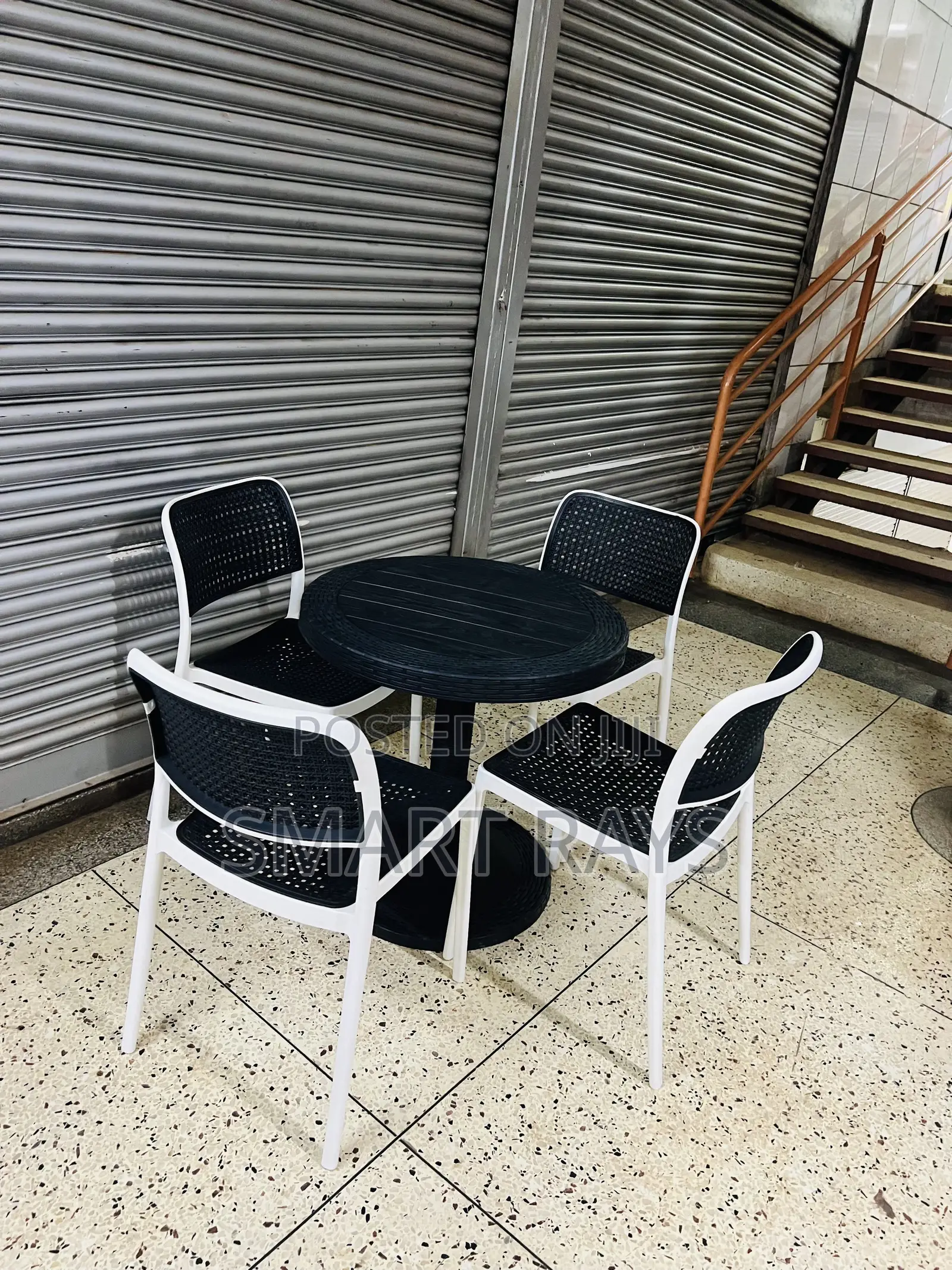 Multipurpose Plastic Tables Plastic Table and Chairs Set for Hotels
