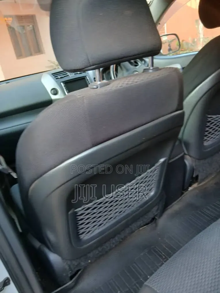 Toyota RAV4 2006 White