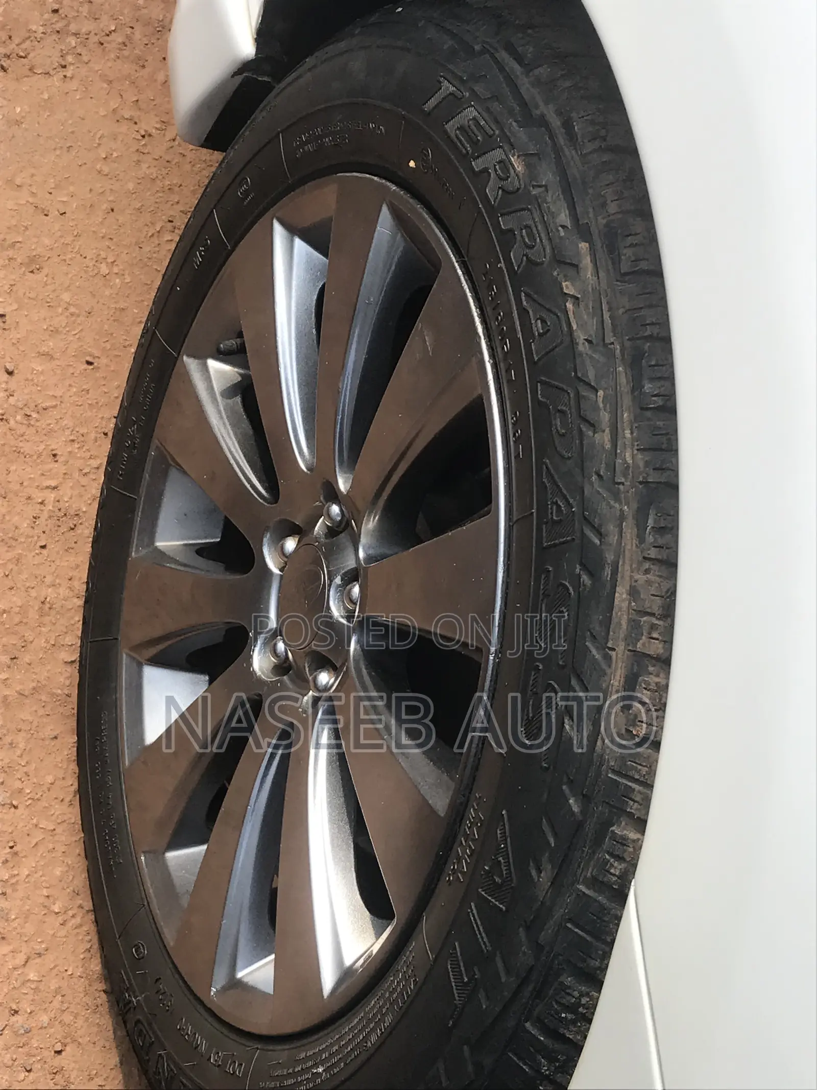 Subaru Legacy 2010 White