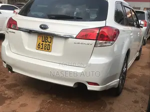 Subaru Legacy 2010 White