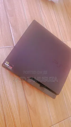 Sony PlayStation 3 (PS3) With Controller Games