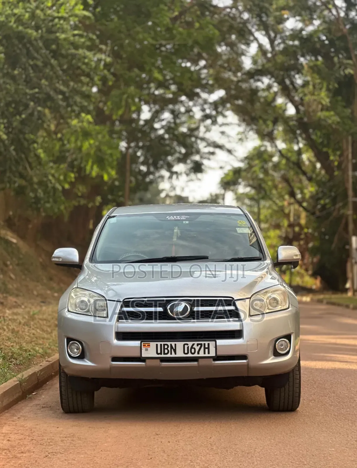Toyota RAV4 2010 Silver