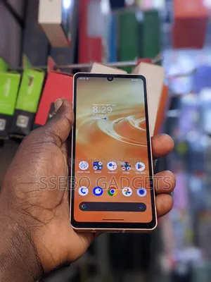 Sharp Aquos Sense6 64 GB Bronze