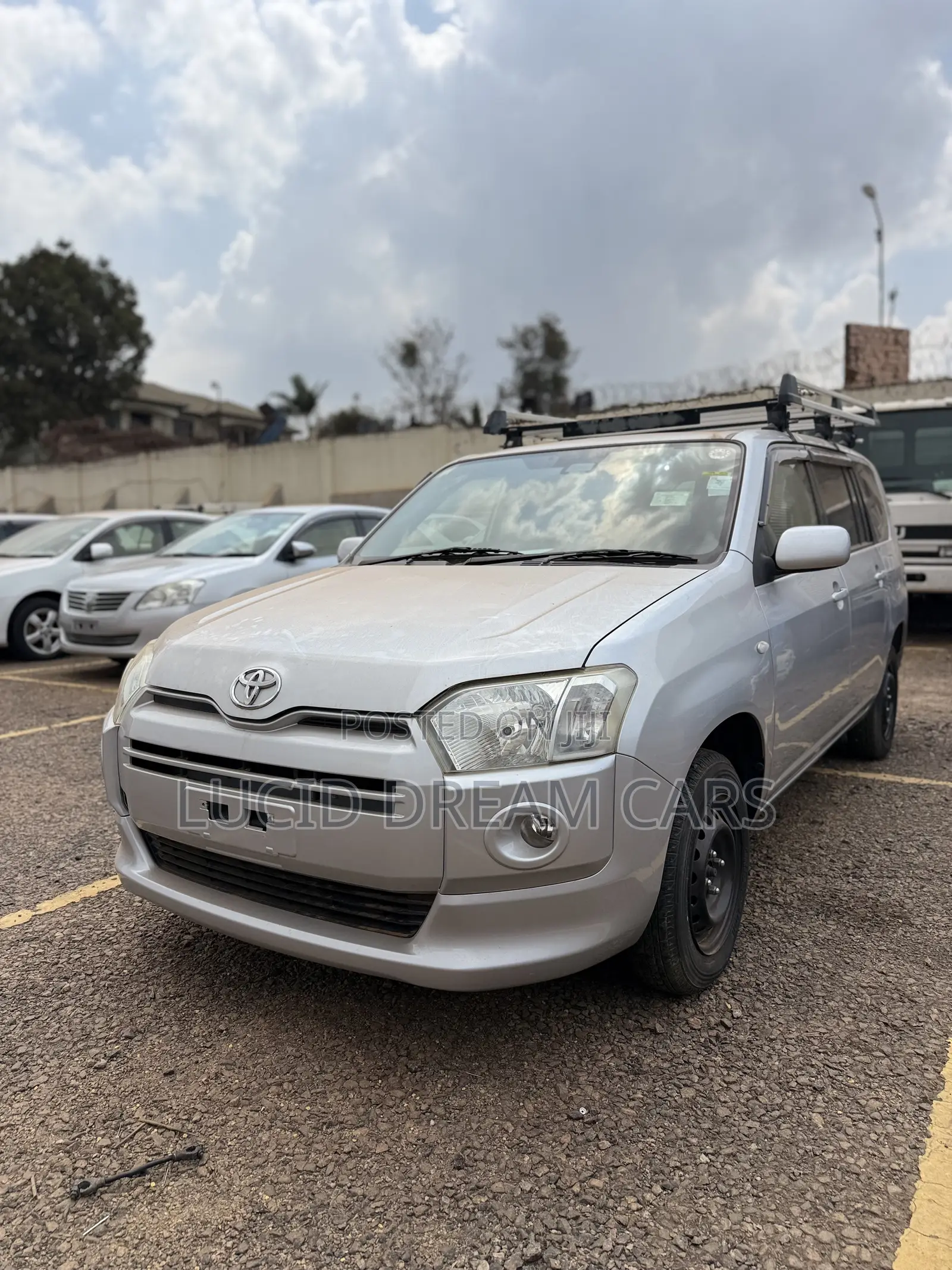 Toyota Succeed 2017 Silver