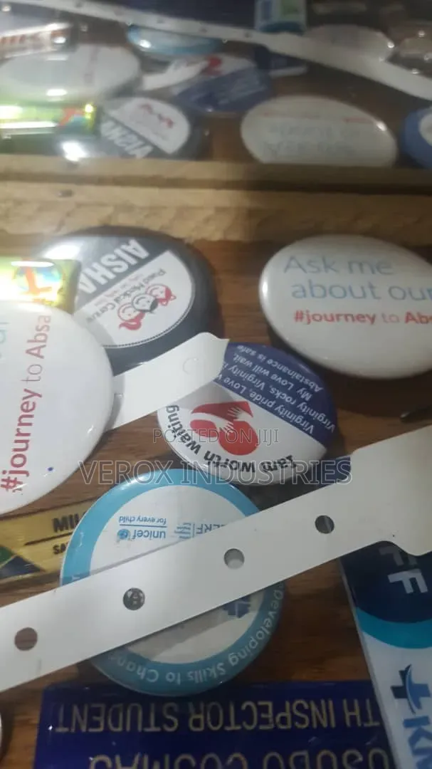 Button Badges