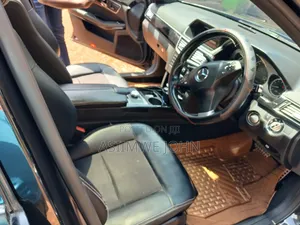 Mercedes-Benz E300 2014 Black