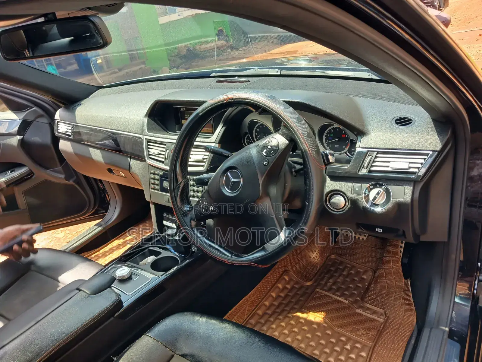 Mercedes-Benz E300 2014 Black