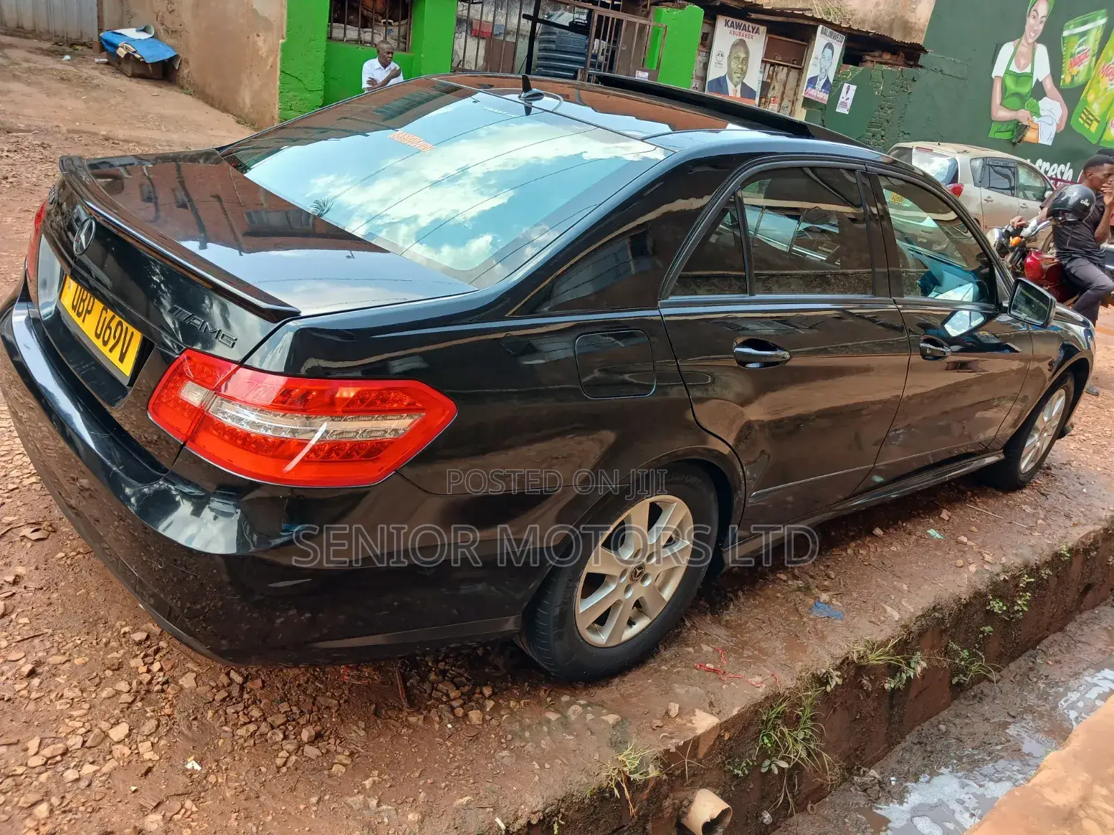 Mercedes-Benz E300 2014 Black