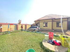 3bdrm House in Buloba, Central Division for sale