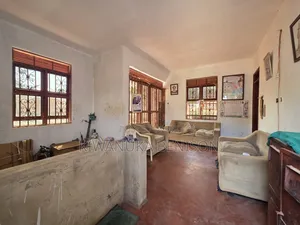 3bdrm House in Buloba, Central Division for sale