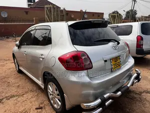 Toyota Auris 2009 Silver