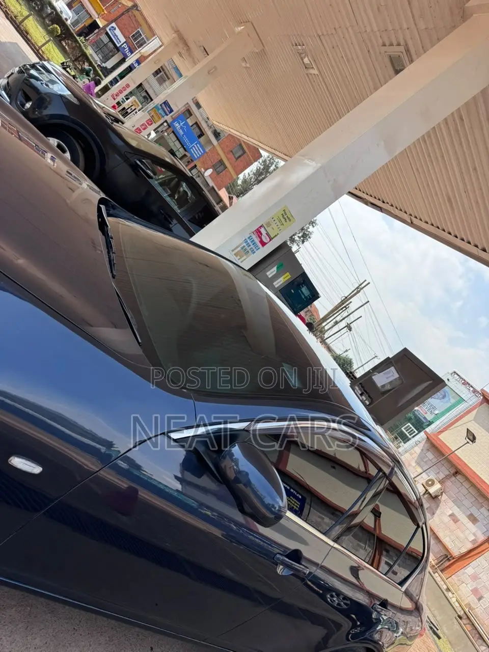 Nissan Skyline 2009 Black