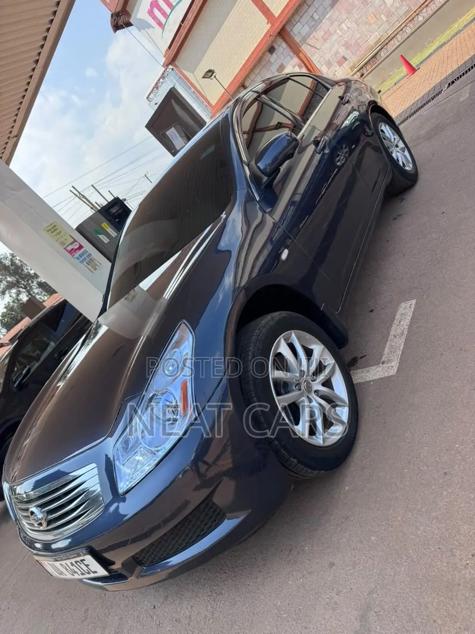 Nissan Skyline 2009 Black
