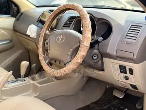 Toyota Fortuner 2.7 AWD 2013 Black