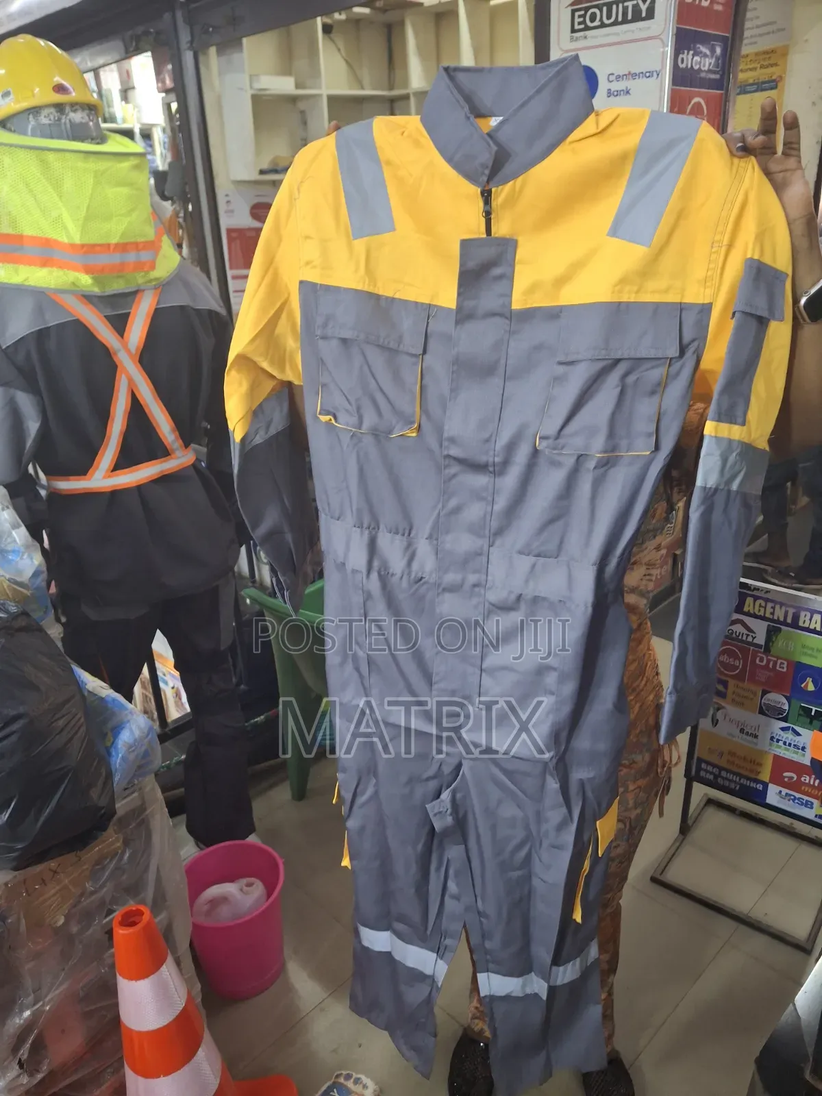 Overalls Visibility