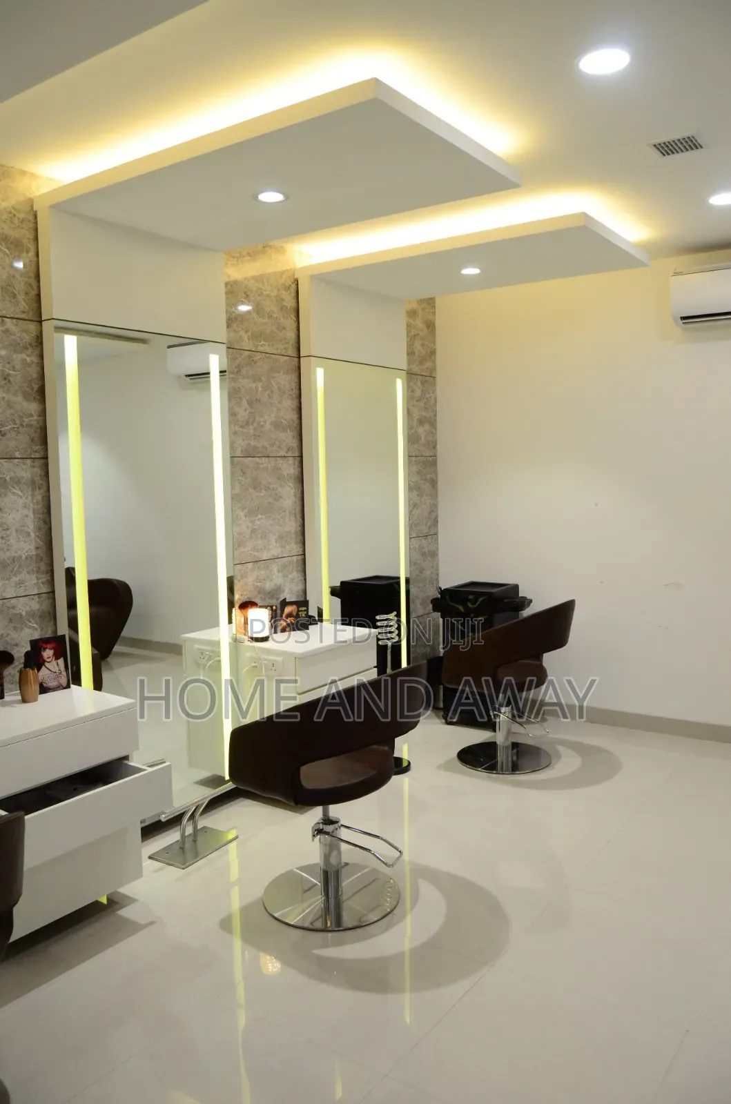 Extra Ordinary Salon Designers Set Up Experts Send Us Your Location