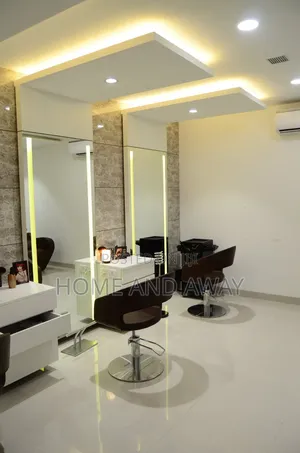 Extra Ordinary Salon Designers Set Up Experts Send Us Your Location