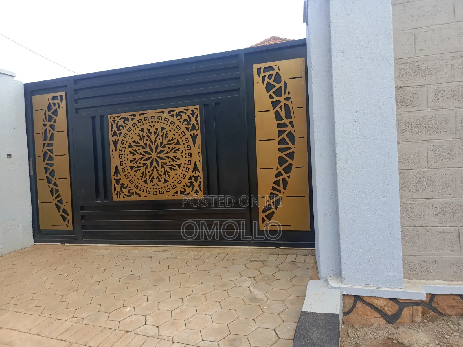 Furnished 5bdrm House in Central Division for sale