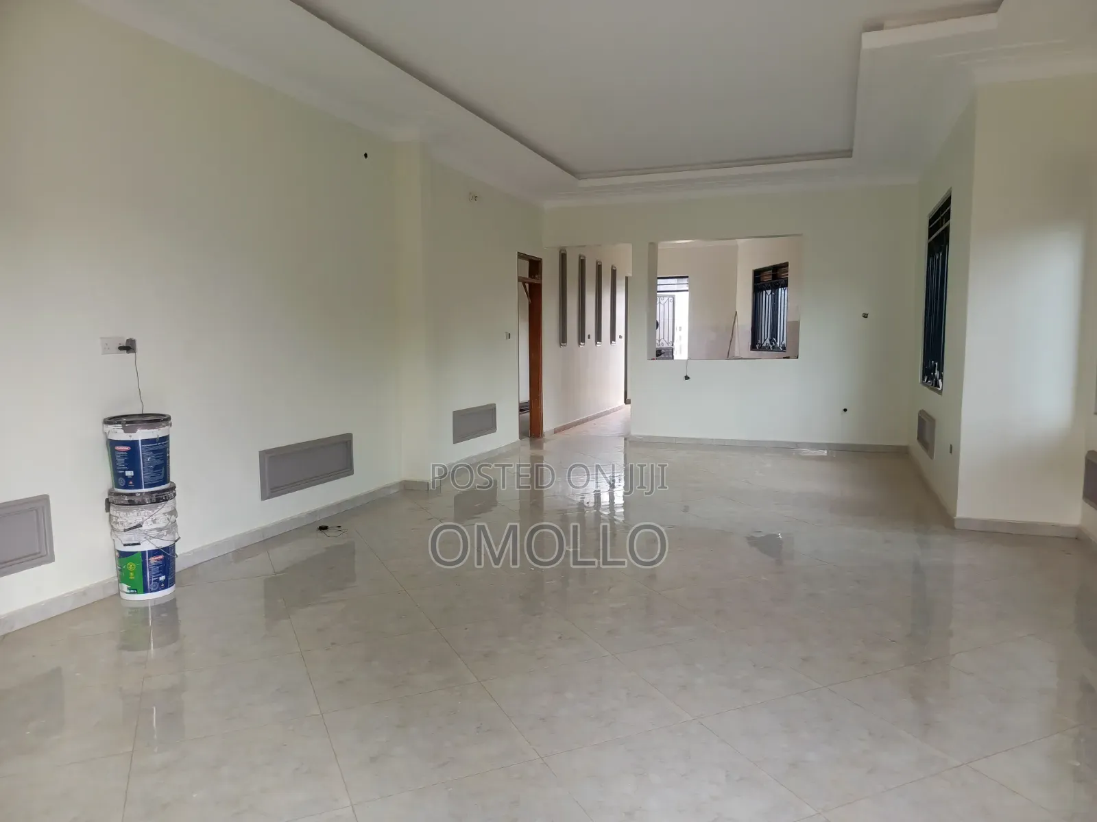 Furnished 5bdrm House in Central Division for sale