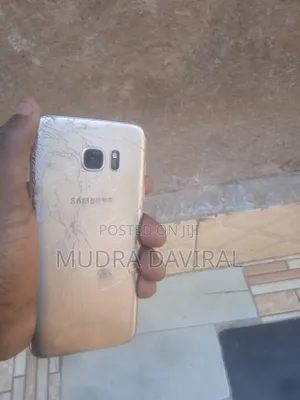 Samsung Galaxy S7 edge 64 GB Gold