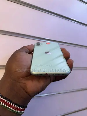 Apple iPhone 11 64 GB White