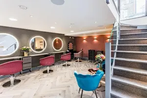 Do You Want a Nice Looking Salon to Attract Customers? Call Us Now.