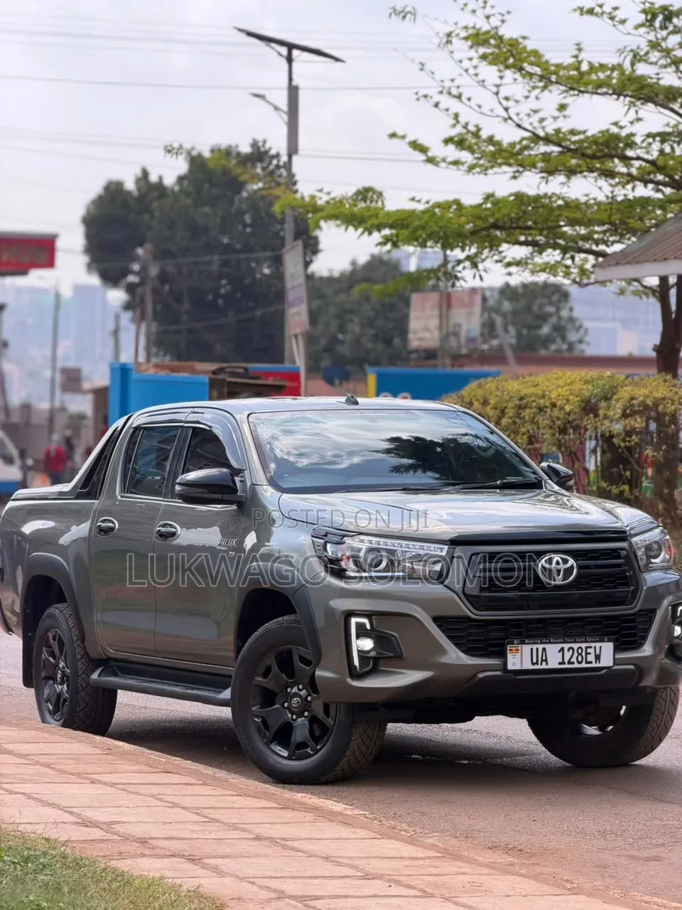 Toyota Hilux 2018 Gray