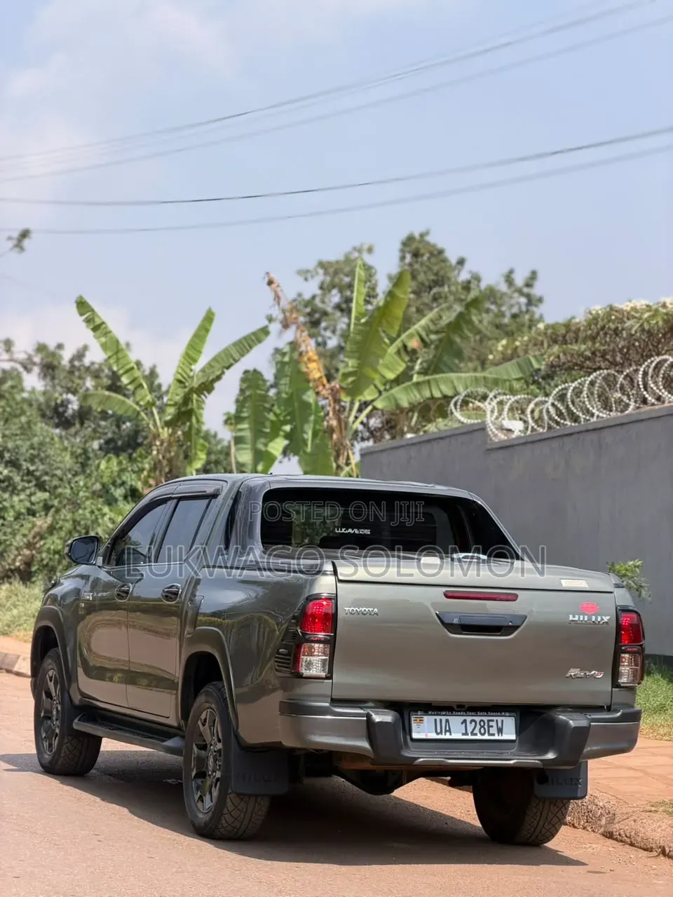Toyota Hilux 2018 Gray