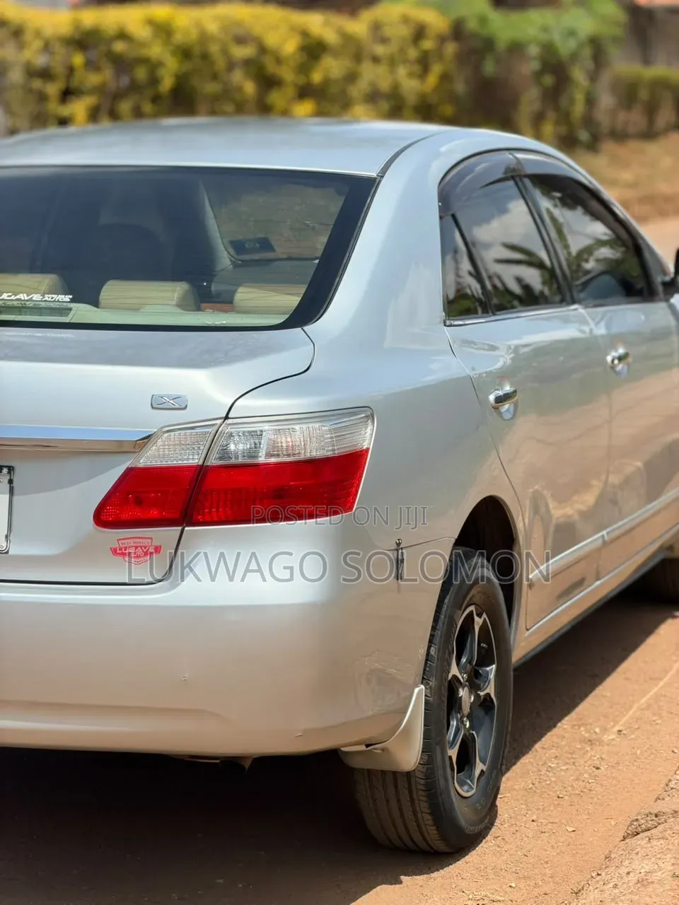 Toyota Premio 2010 Silver