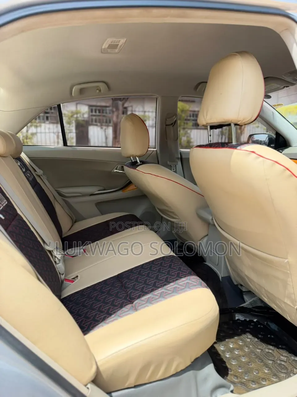 Toyota Premio 2010 Silver