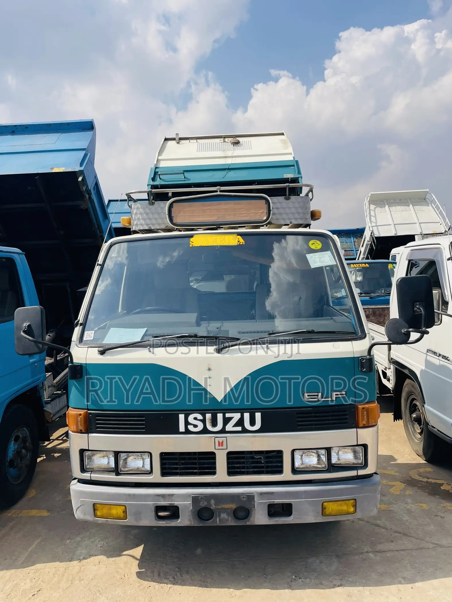 Isuzu Tipper 4lights