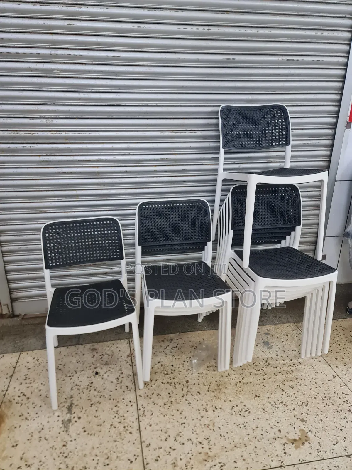 Bold and Trendy Plastic Chairs Plastic Chairs