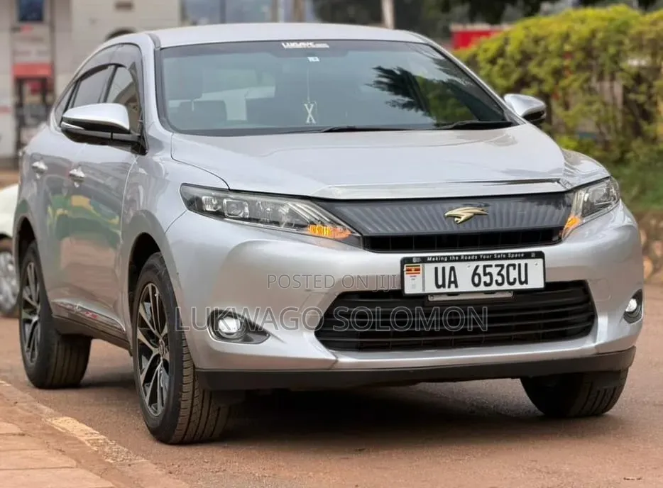 Toyota Harrier 2016 Silver