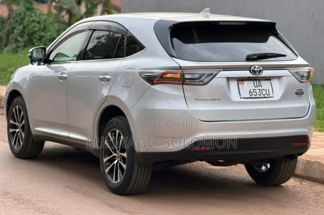 Toyota Harrier 2016 Silver