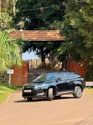 Toyota Harrier 2018 Black
