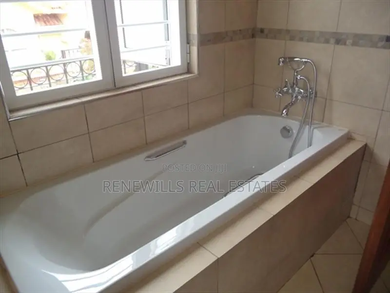 Furnished 3bdrm Villa in Renewills Real, Ssisa for rent