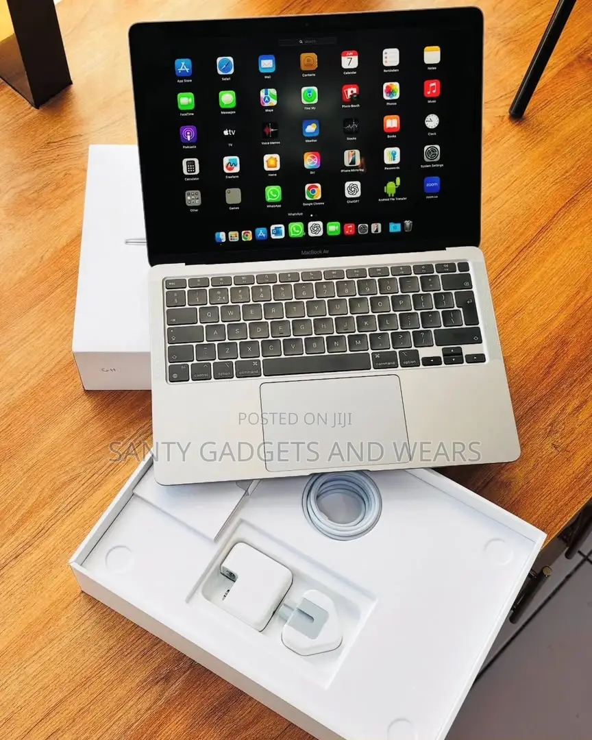 New Laptop Apple MacBook Air 16GB Apple M5 Pro SSHD (Hybrid) 512GB