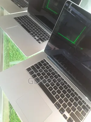 Laptop Apple MacBook Pro 8GB Intel Core i7 SSD 128GB