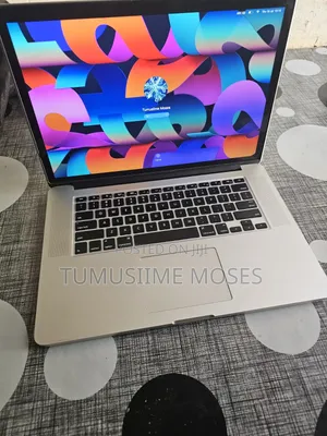 Laptop Apple MacBook Pro 2015 16GB Intel Core i7 SSD 500GB