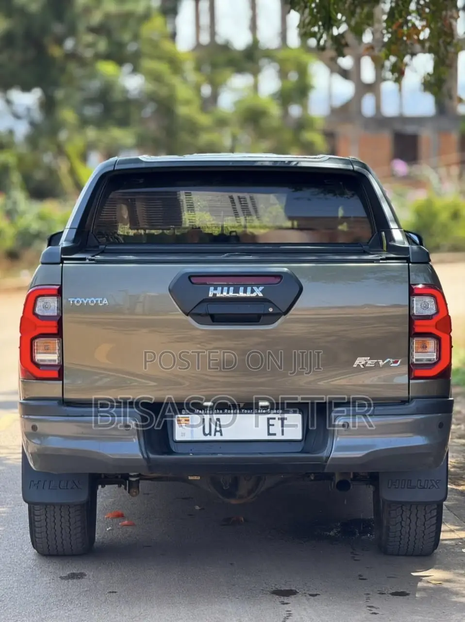 Toyota Hilux 2023 Gray