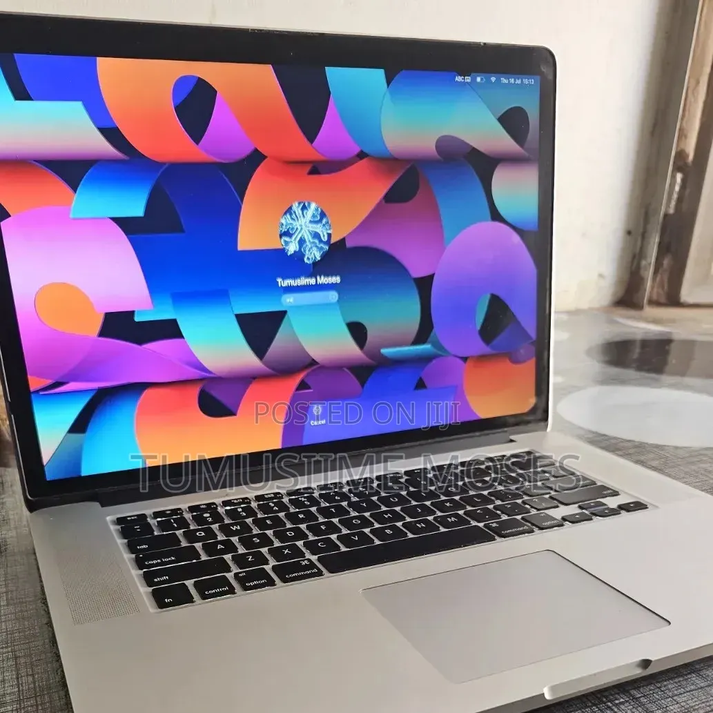 Laptop Apple MacBook Pro 2015 16GB Intel Core i7 SSD 500GB