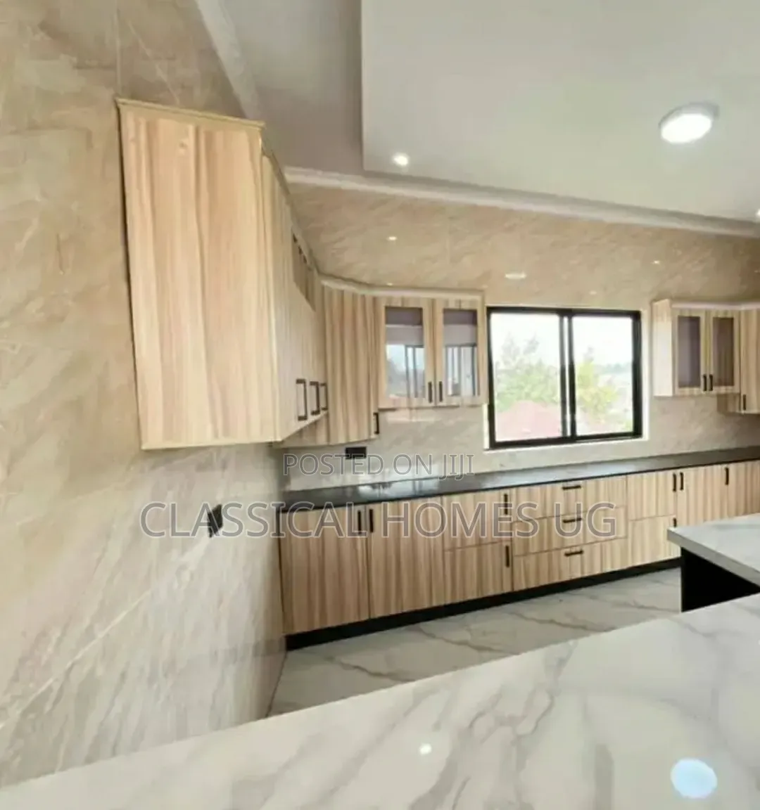 4bdrm Duplex in Munyonyo, Central Division for rent