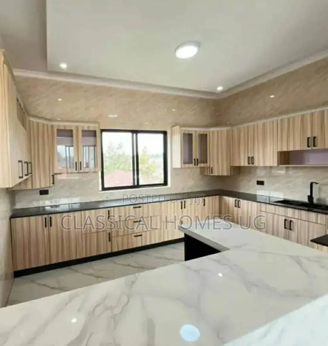 4bdrm Duplex in Munyonyo, Central Division for rent