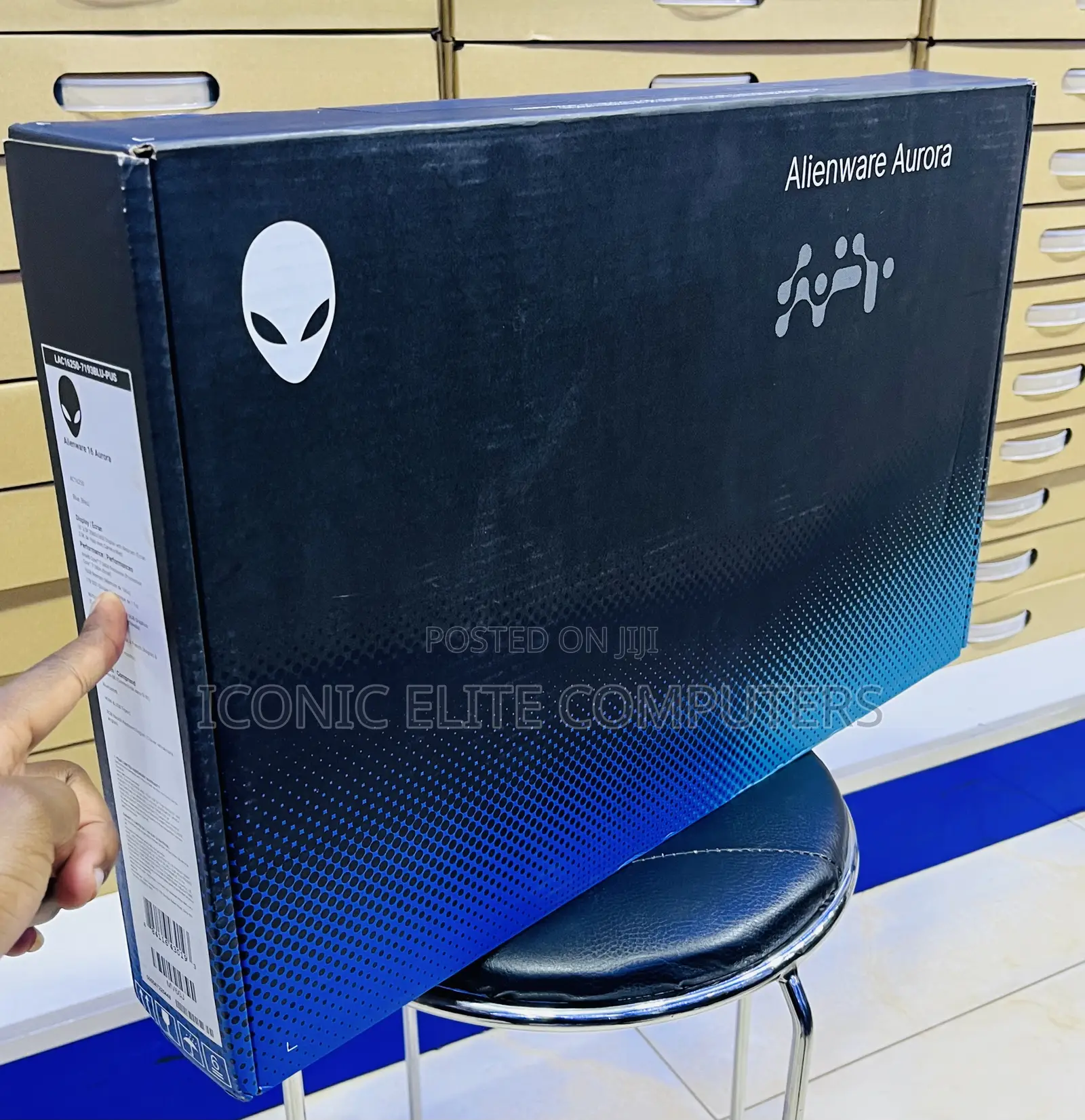 New Laptop Alienware 16 Aurora 16GB Intel Core 7 SSD 1T